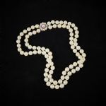 639520 Pearl necklace